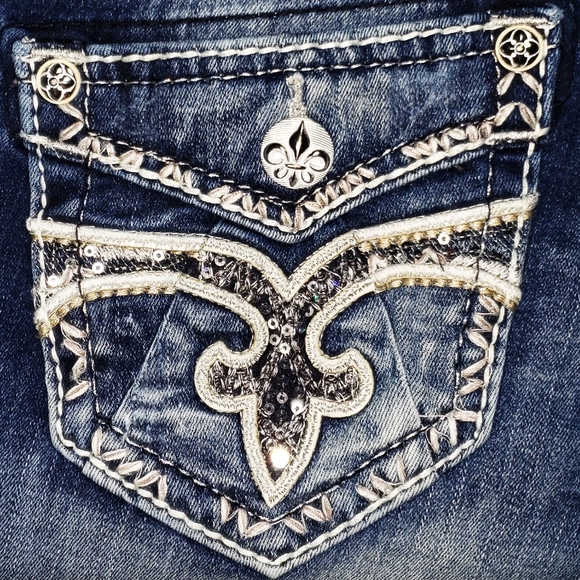*****SOLD****Rock Revival Staceya Skinny Jean's. - Picture 4 of 8